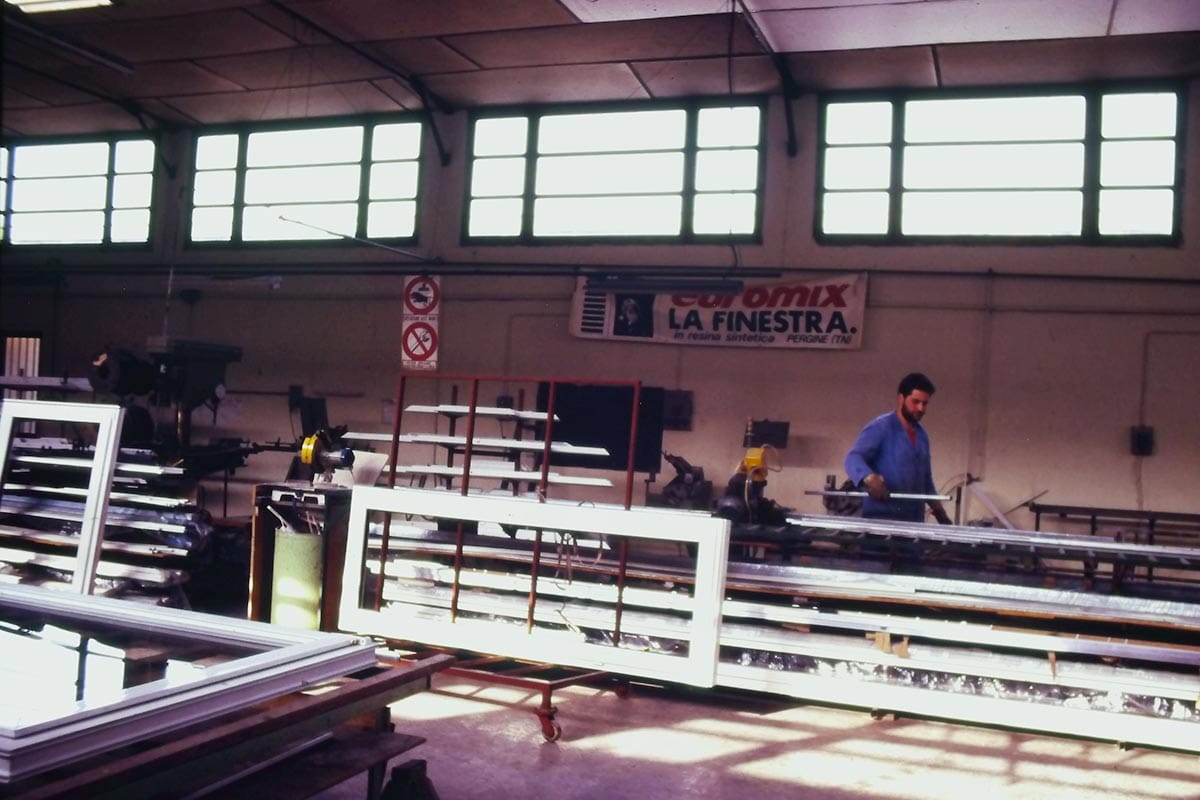 Foto storiche stabilimento anni 80/90 fabbrica finestre foto storica